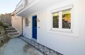 Cosy House in the Heart of Gytheio - Image 4