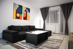 LZR | Apartment 57 - Image 5