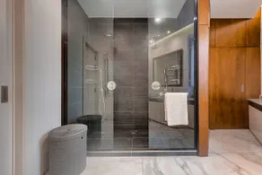 Stunning 5BR Villa with private pool & terrace by 360 Estates - Image 4