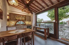Chalet mit Terrasse und Garten | Panoramablick - Image 2