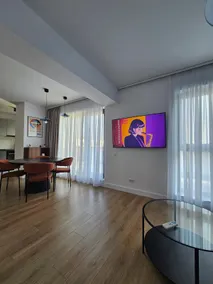 Onix Penthouse 18, Premium Parking - Image 2