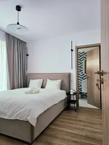 Onix Penthouse 18, Premium Parking - Image 4