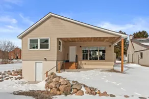 Charming 3-Bedroom Home - Image 3