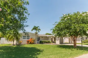 Remodeled 3B/2B with Pond & Deck - Image 5