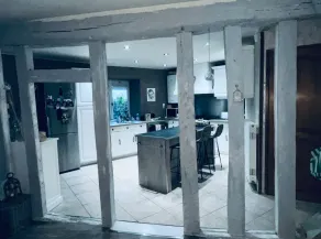 Beautiful House under the Ramparts Spa and Patio - Image 2