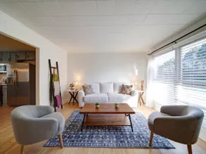 Cozy Riverside Cottage Fully Updated Quiet 3 beds - Image 3