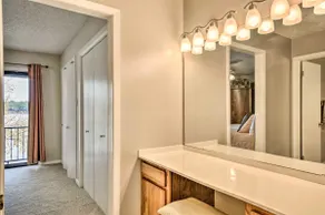 Oaklawn Oasis! Lake View w/ Pool - Image 4