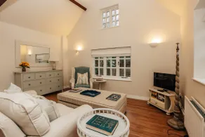 Garden Lodge - Image 2