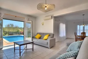 Villa Santa Maria Valley - Image 2