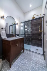 The Plum Suite - Image 5