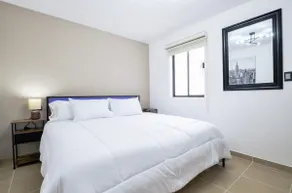 ¡Luxury in Medical Zone! 7 guest 2BR|2br + 2KS Bed - Image 3