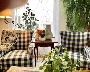Blue House on Main - Pet Friendly - Image 3