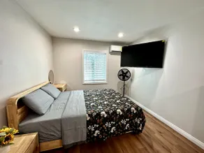 Renovated studio with private entrance 11644-D - Image 3