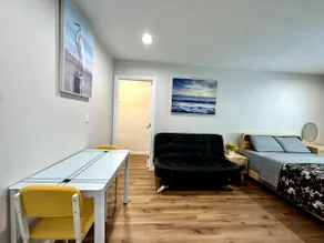 Renovated studio with private entrance 11644-D - Image 2