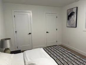 Calm & Cozy Private Suite - Image 5