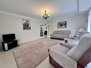 Spacious Family Oasis! - Image 2
