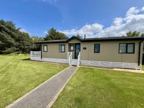 Luxury Cornish Holiday Accommodation with Sea View - Image 2