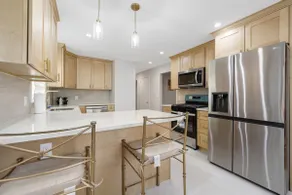 Peaceful Luxury Stay • Parking • NYC Accessible - Image 5