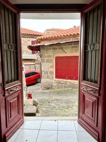 MOLAV Apartment - Image 4