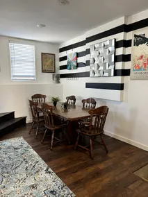 Guest Suite w/ Private Entrance - Image 5