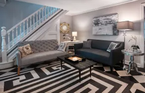 Charming private cottage in heart of Irvington! - Image 2