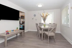 414 Lark Ln.2 bedrooms with pool - Image 5