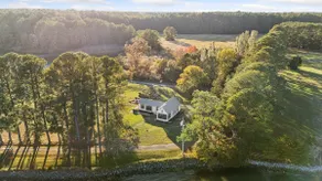 The Cottage at Broad Creek - Image 2