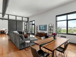 Modern Luxury West Des Moines Condo - Image 2