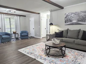 Woodland Retreat on Crestview - Image 4