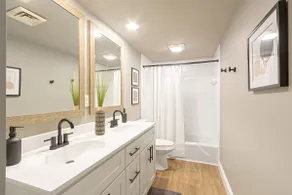 Modern Brick Hideaway - Image 4