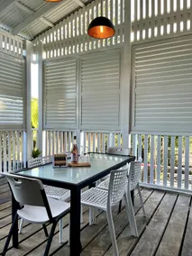 The Vine & Rail Cottage - Image 2