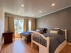 2BD/1BA Unit with View in Excelsior - Image 4