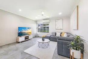 Zenhouse Harmony 4BR Modern Home Near CDU and Hospital - Image 4