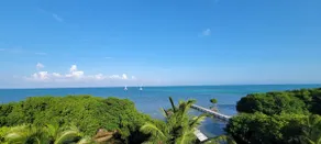 360 Suites, Seaside Luxury, 4 Bedrooms, 3 Bath - Image 3
