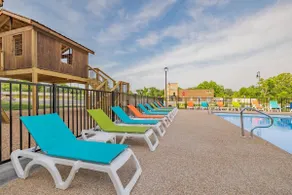 Creekside Luxury, View, Indoor & Outdoor Pools! - Image 4