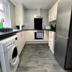 Modern home in heart of Middlesbrough town - Image 4