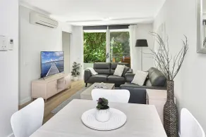 Resort Pool and Garden Apartment, Nelson Bay - Image 2