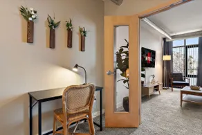 Central, Free Parking, Gym, Fast Wifi | Avry Apt - Image 4