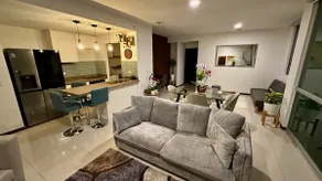 Modern, large and equipped - Image 2