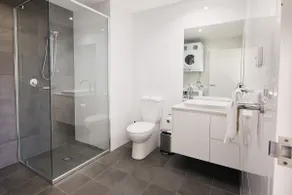 2 bedroom in Broadmeadow - Image 3