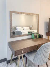 2 Bedroom Apartment in Bahrain Bay with a four season view - Image 5