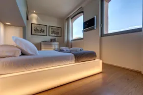Loft On The River - Image 2