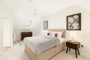 Modern & stylish family home | private garden - Image 4