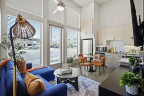 Modern & Chic 1B Apt by Bishop & Downtown - Image 2