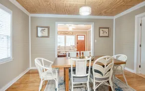 Crosstown Cottage - Image 4