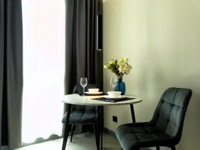 Modern Retreat | Wi-Fi & TV - Image 4