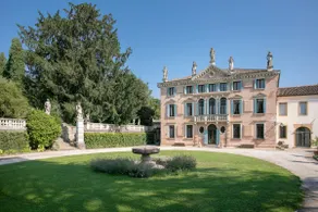The guesthouse of Villa Rosa - Image 2