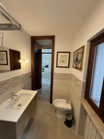 Bright two-room apartment in the center - Image 3