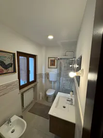 Bright two-room apartment in the center - Image 2