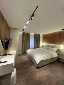 Bella Vista Residence - Image 2